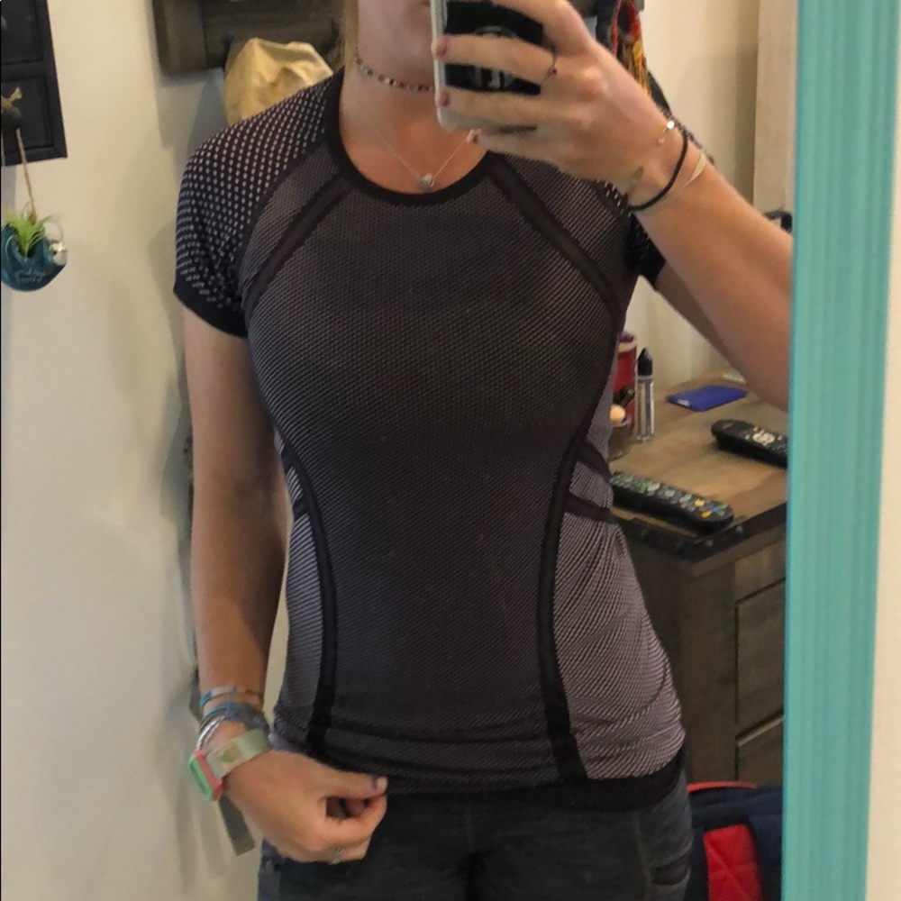 athleta striped work out shirt